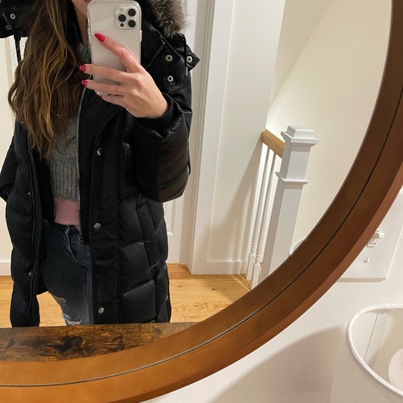 Andrew Marc - Montclair style puffer jacket fur hood - Picture 7 of 9